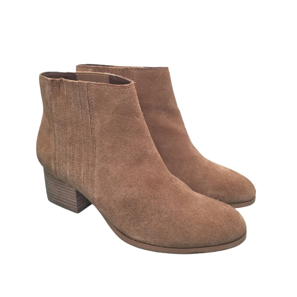Aldo asterania tan